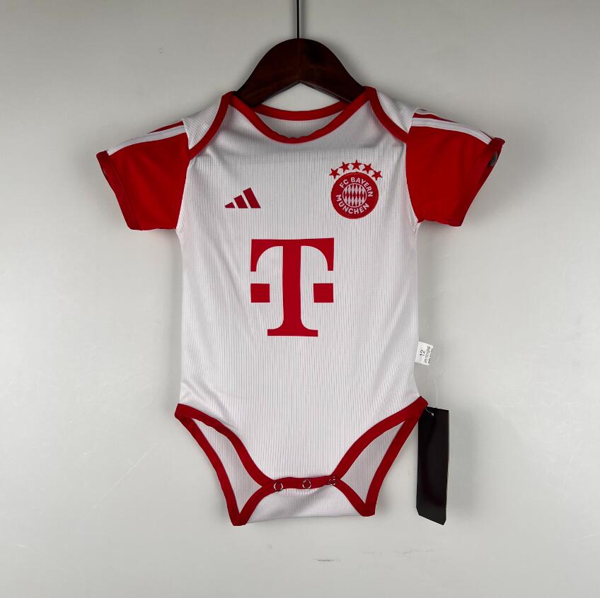 Miniconjunto Baby Domicile Bayern Munich 23/24
