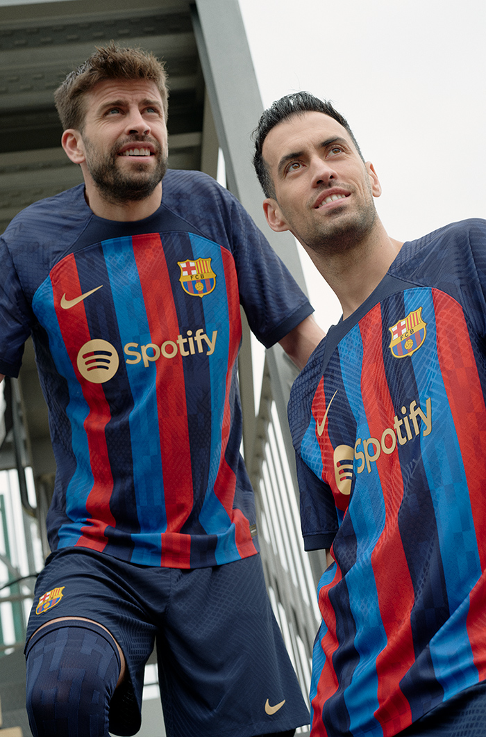 Maillot Barcelona Édition Spéciale Roja Y Bleu 22/23